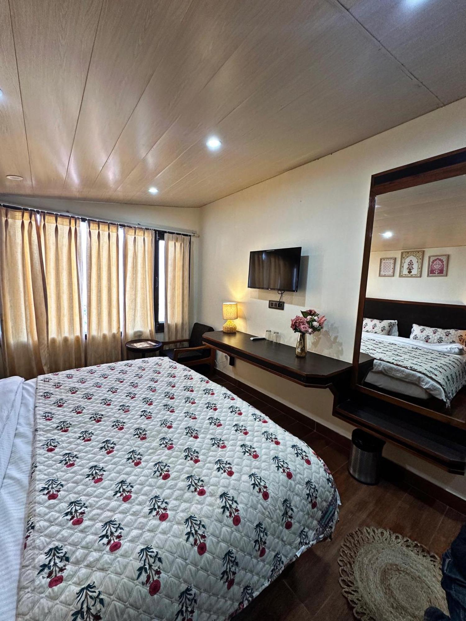 Himalayan Hideaway Bed and Breakfast Σίμλα Εξωτερικό φωτογραφία